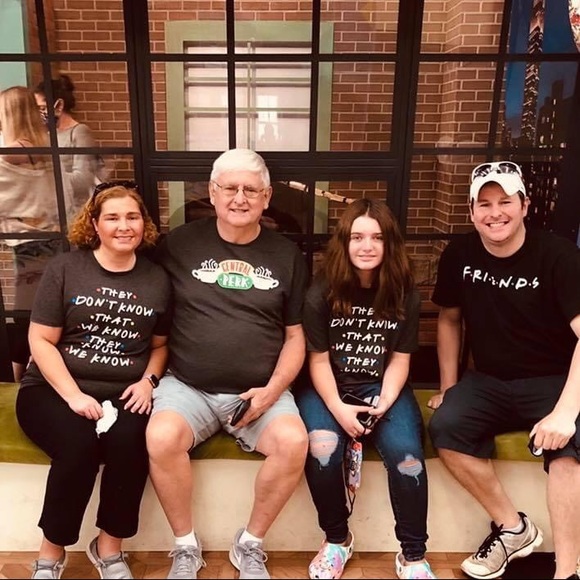 Meet your Posher, Valerie - Picture 3 of 4